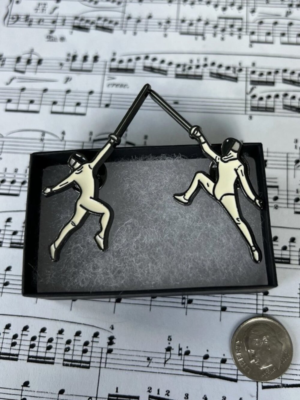 Hard to Find -Retired edition Fencing Fencer Enamel Pin - New and Collectible